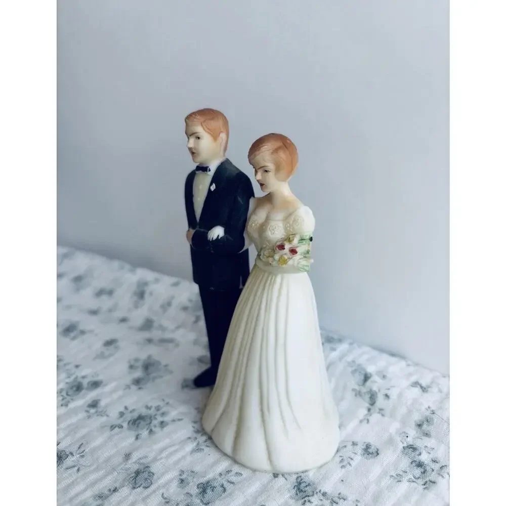 Vintage Art Deco 1970 Bride And Groom Wedding Cake Topper Plastic